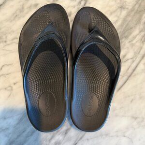 OOFOS OOriginal Recovery Sandals – Black – Women’s Size 7